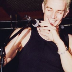 02.jpg
