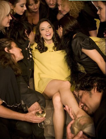 Juliet-juliet-landau-4607740-366-480