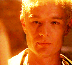 tumblr_myn7w2bTxq1sah7u0o2_250.gif